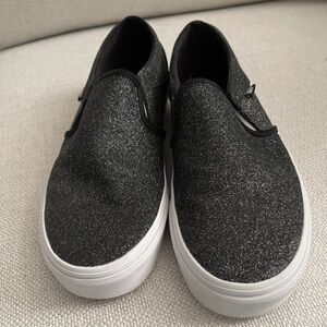 Ladies Vans, Asher